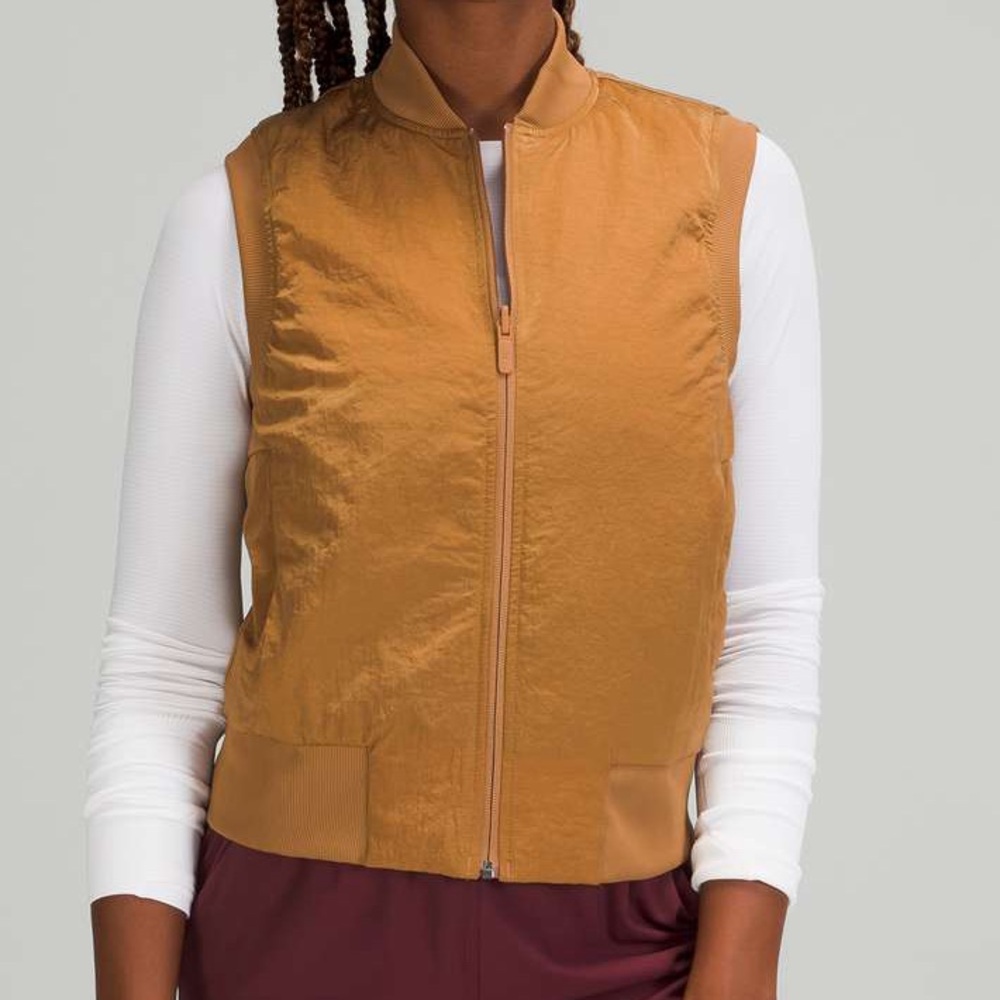 Lululemon Non-Stop Reversible Bomber Vest Bold Beige - Picture 4 of 9